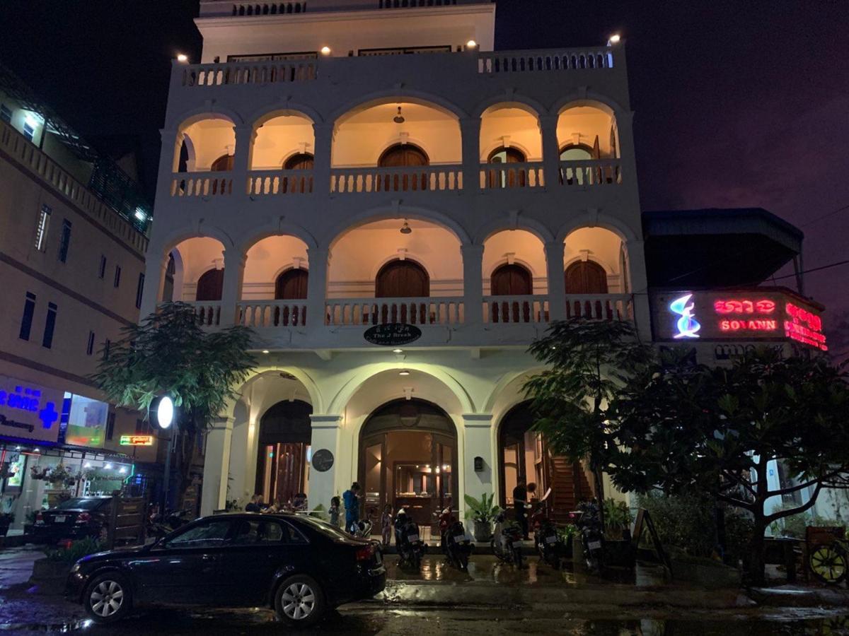 The J Break Boutique Hotel Kampot Buitenkant foto
