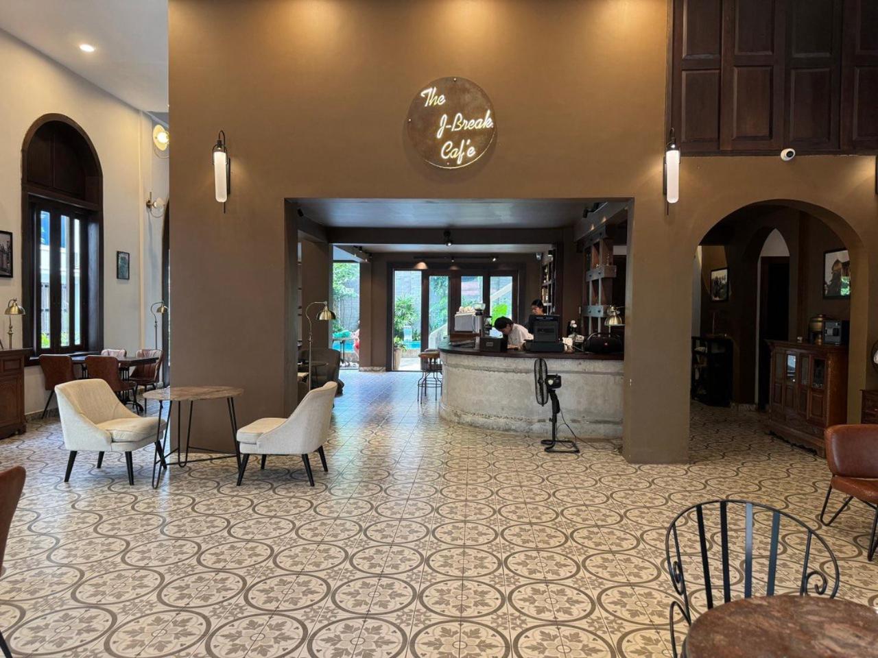 The J Break Boutique Hotel Kampot Buitenkant foto