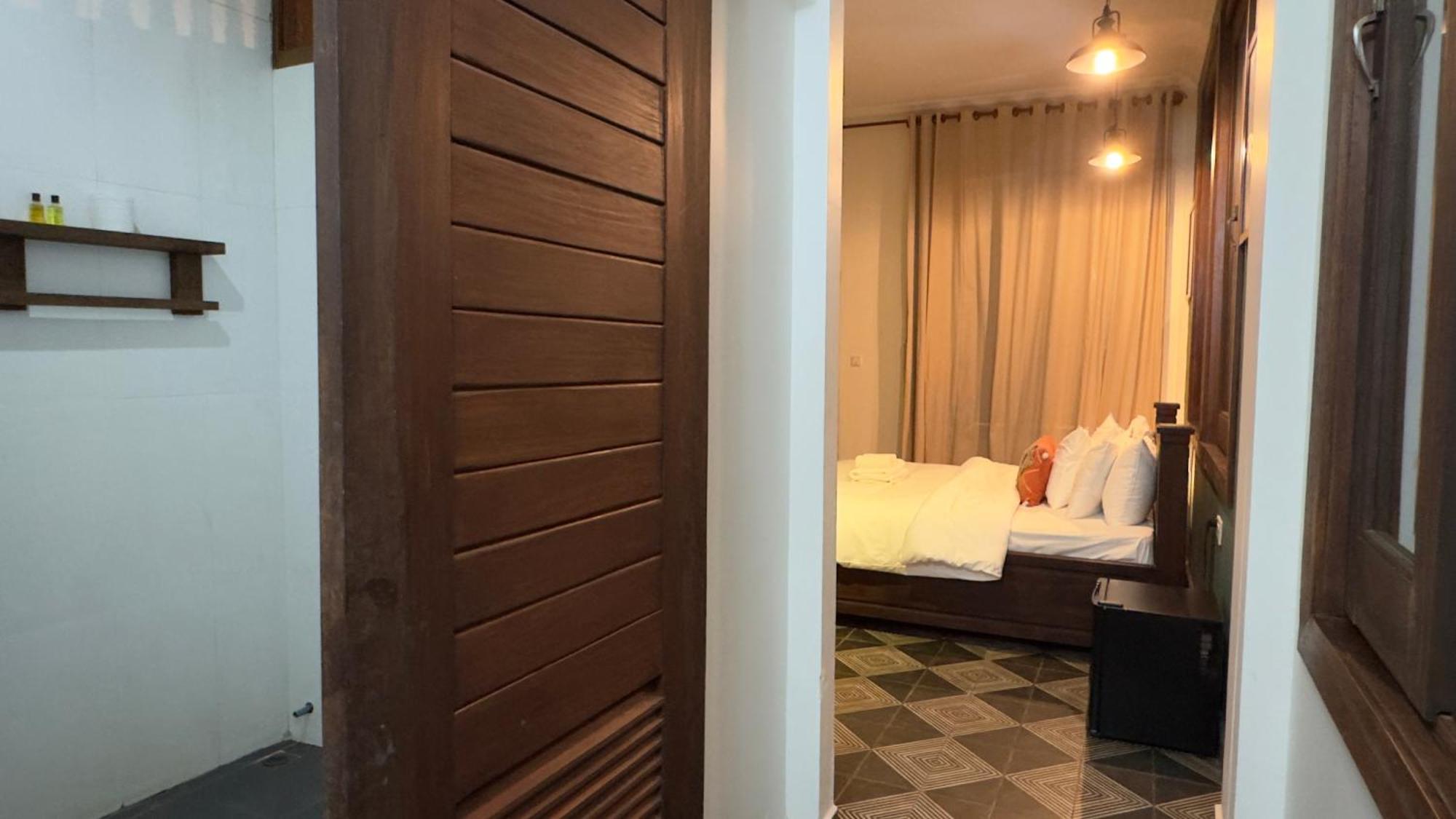 The J Break Boutique Hotel Kampot Buitenkant foto