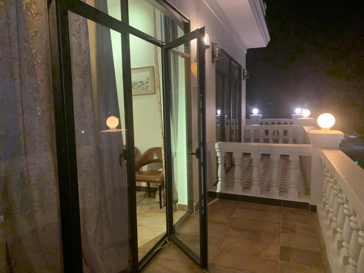 The J Break Boutique Hotel Kampot Buitenkant foto
